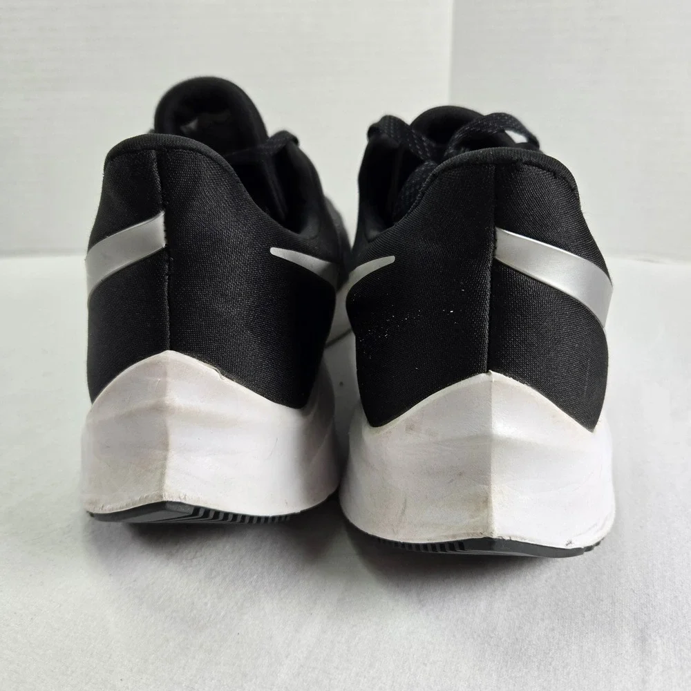 Nike Zoom Winflo Running Shoes Mens Size 13 AQ7497-001 Black White‎ Athletic